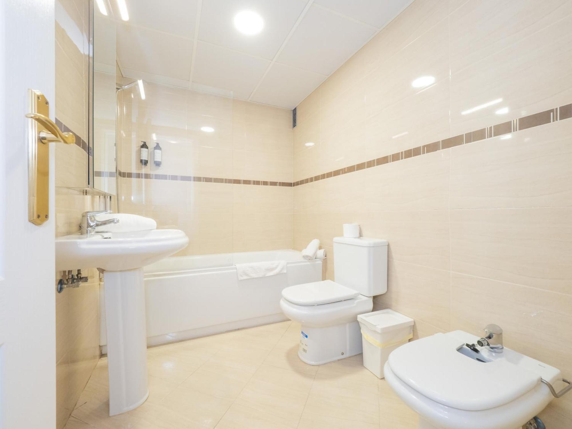 Mshome Gran Casa Rios Rosas Malaga Ngoại thất bức ảnh