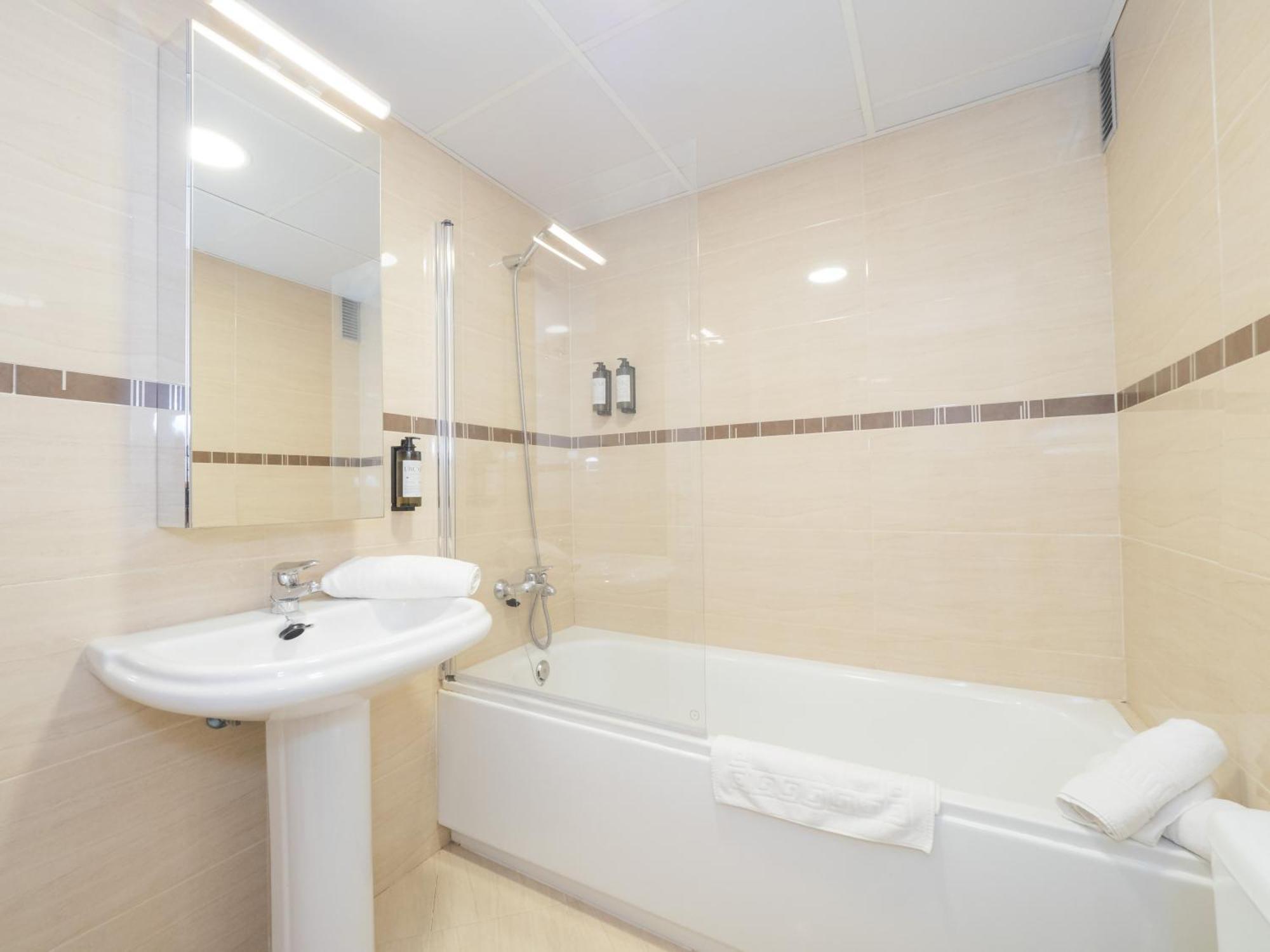 Mshome Gran Casa Rios Rosas Malaga Ngoại thất bức ảnh
